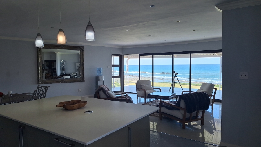4 Bedroom Property for Sale in Gonubie Eastern Cape